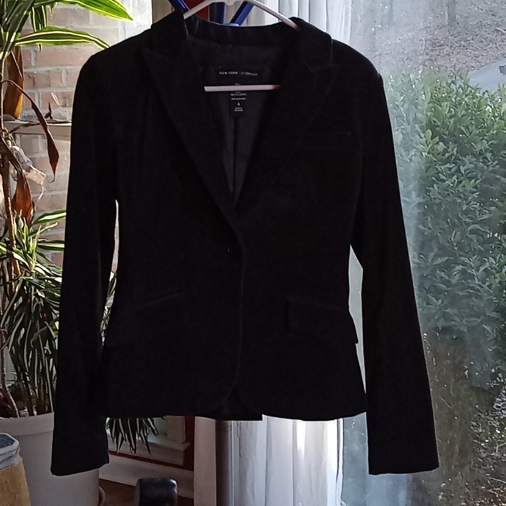 Women's Black Velvet fitted Jacket